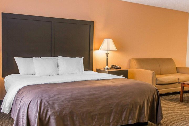 Room 18 of 60