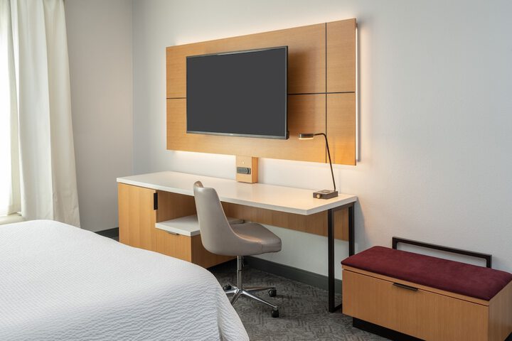 Room 15 of 57