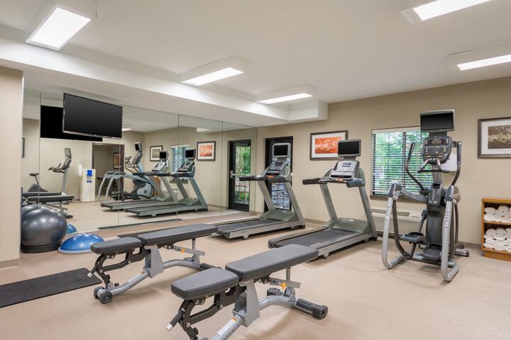 Staybridge Suites Kansas City - Independence by IHG