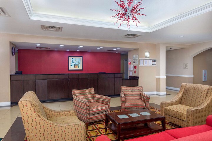 Hotel Interior 11 of 40