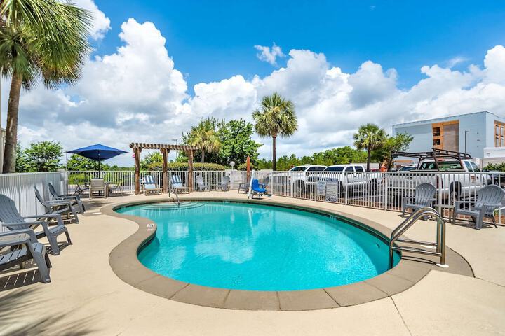 Pool 5 of 47