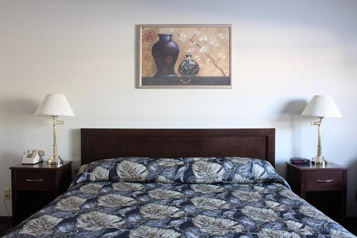 Room 16 of 27
