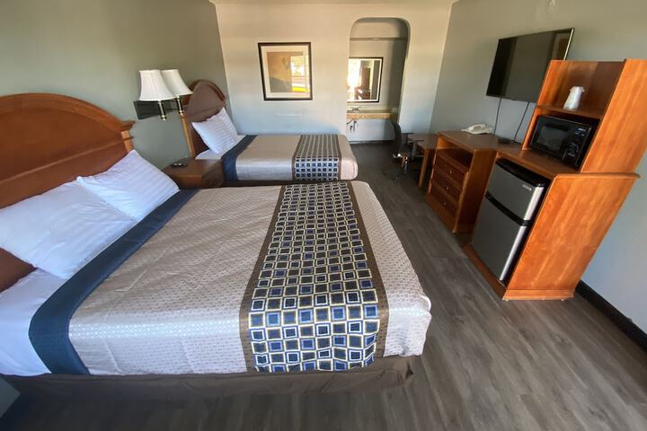 Room 18 of 19