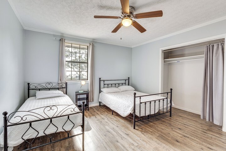 Steps to Beach: Carrabelle Family Home w / Patio!