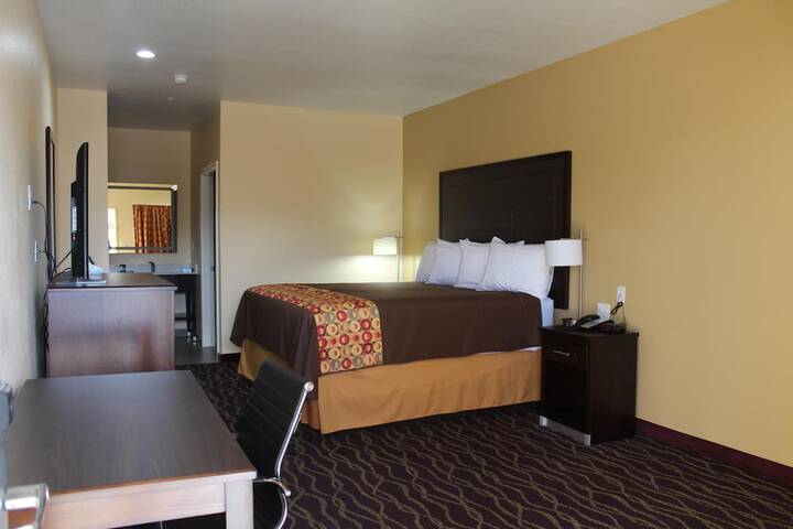 Room 16 of 21