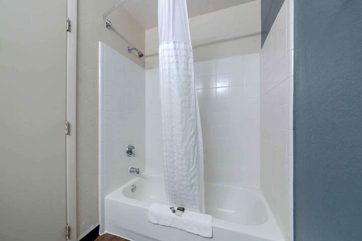 Extended Stay America Suites Miami Airport Doral