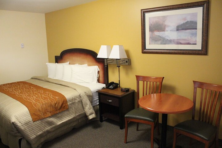 Room 25 of 53