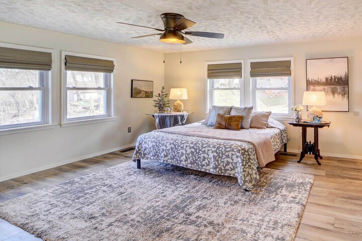 Lake Hudson Home w / Patio in Locust Grove