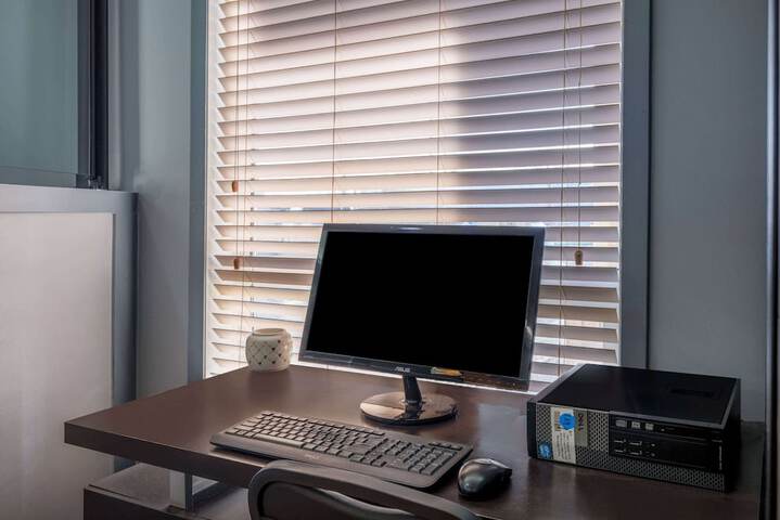 Super 8 by Wyndham Edmonton International Airport