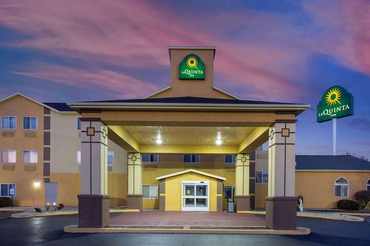 Hotel 7 of 49