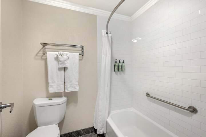 Best Western Airport Albuquerque InnSuites Hotel & Suites