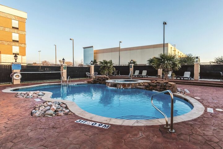 Pool 2 of 55