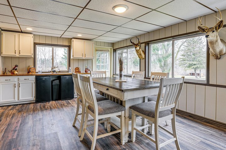 Cozy Cass City Retreat w / Spacious Deck!