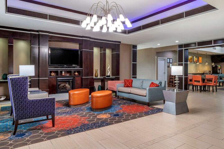 Hotel Interior 10 of 41