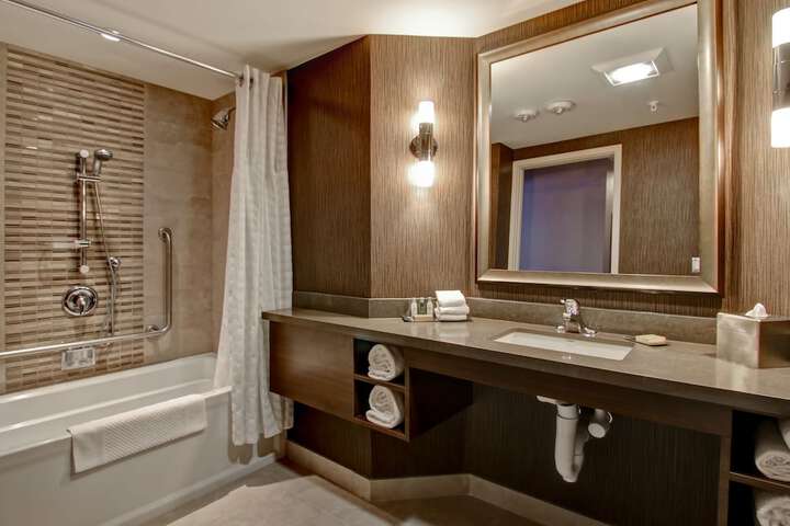 Room 52 of 93
