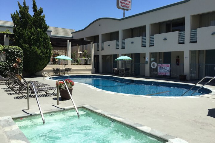 Pool 5 of 33