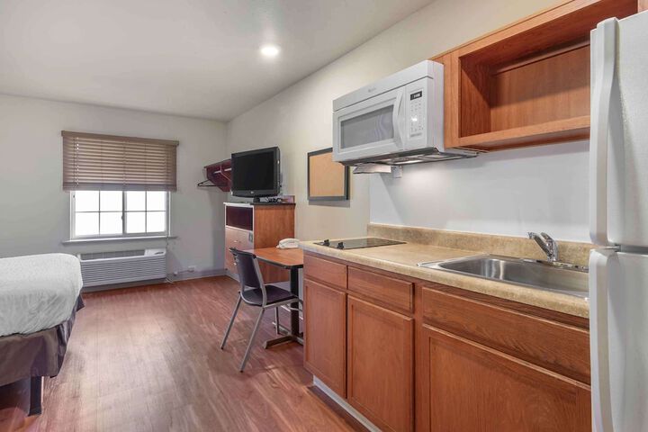 Room 21 of 27