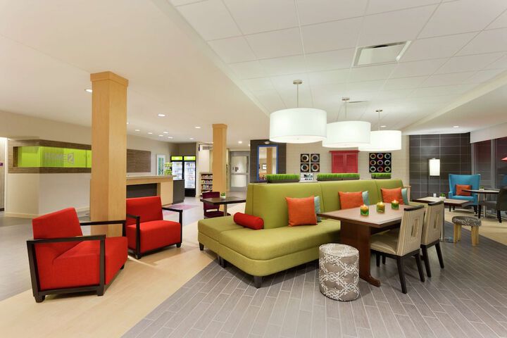 Hotel Interior 9 of 25