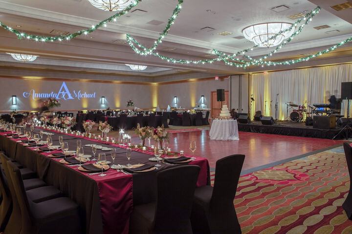Ballroom/Hall 42 of 48