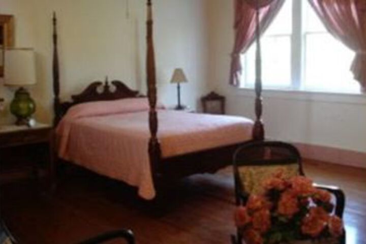 The Old Castillo Bed and Breakfast