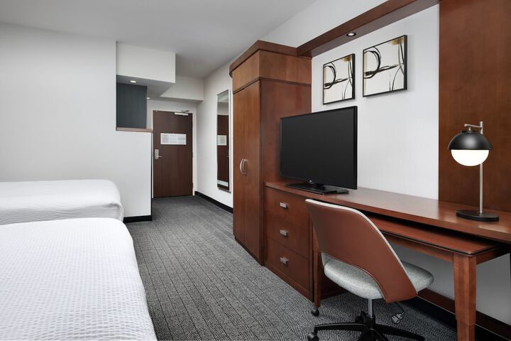 Room 22 of 52