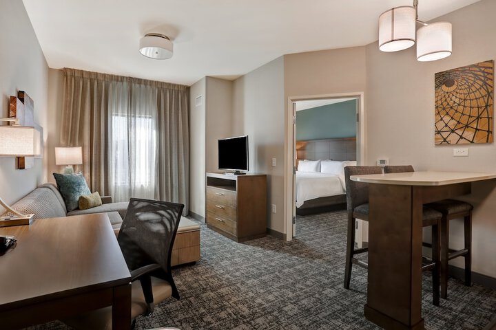 Staybridge Suites Overland Park - Kansas City S by IHG