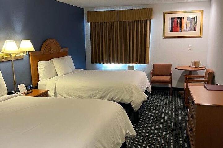 Room 19 of 39