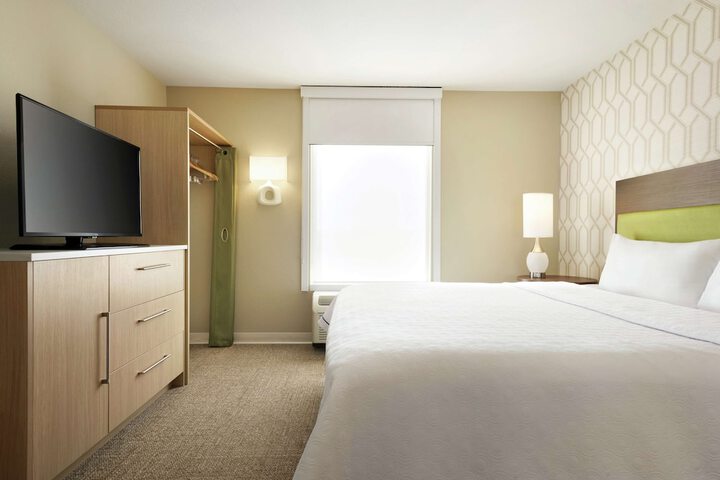 Room 20 of 38