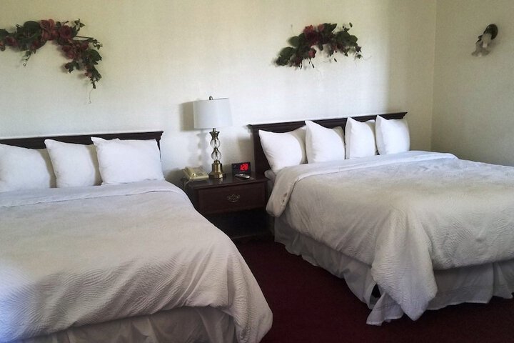 Room 15 of 33