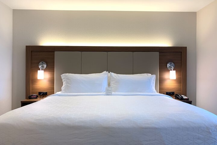 Holiday Inn Express & Suites Danville by IHG