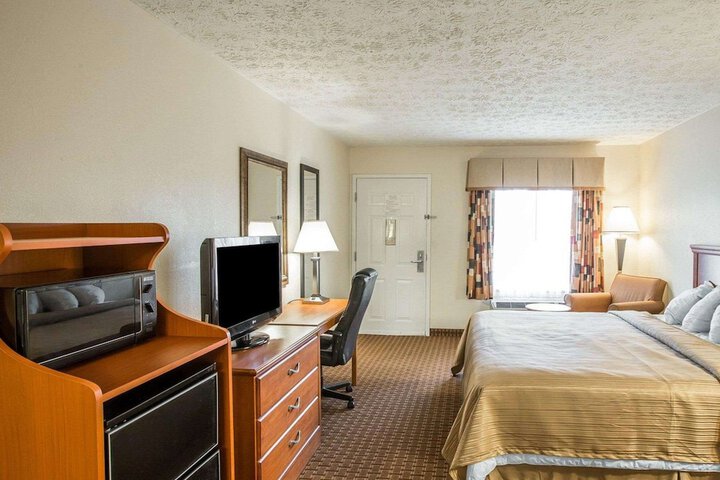 Room 18 of 24