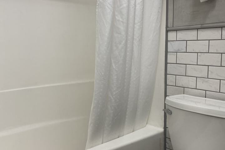 Room 10 of 22