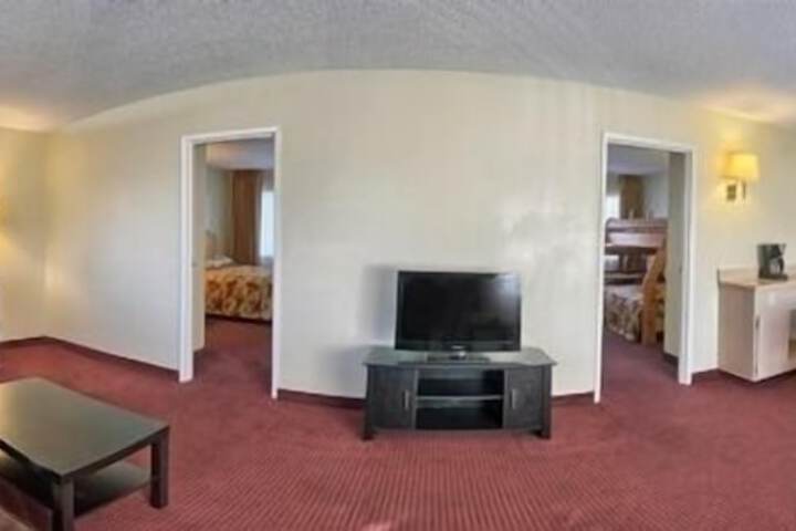 Room 11 of 17
