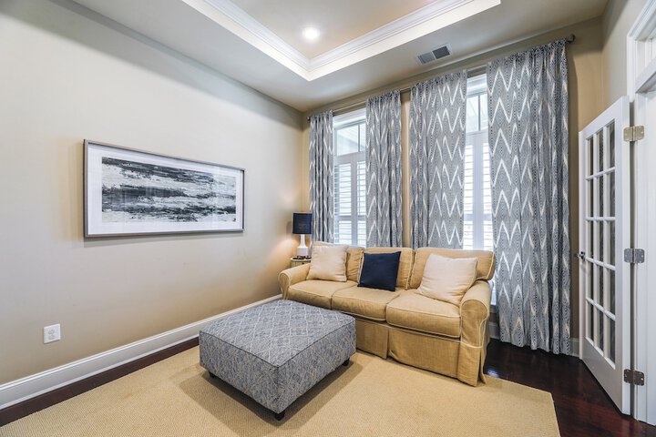 Furnished Outdoor Space: Family Home in Ocean View
