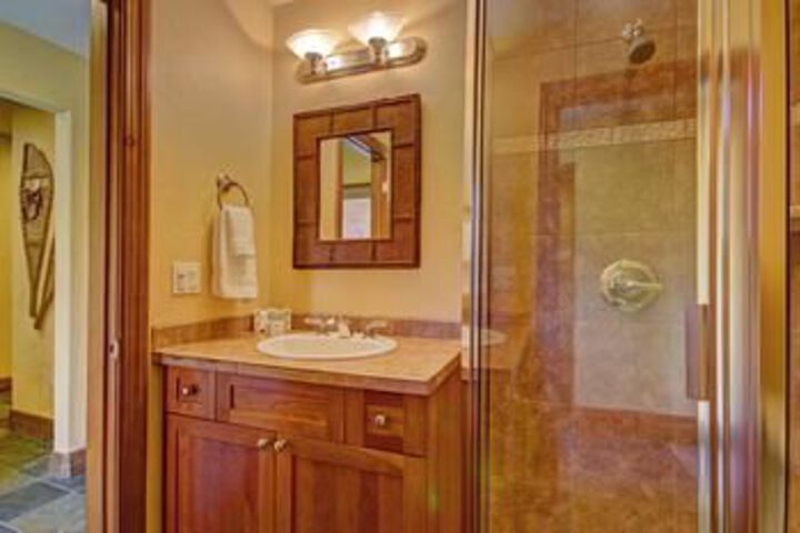 Highland Greens Linden 3 Bedroom Townhouse by RedAwning