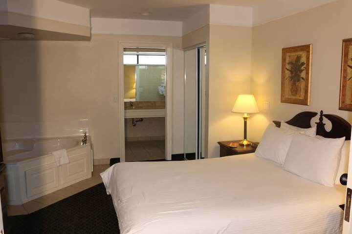 Room 16 of 24