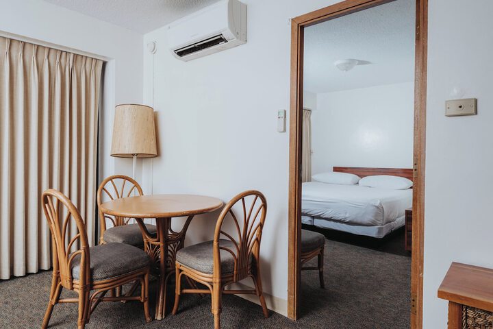 Room 53 of 90