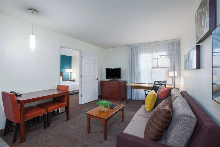 Room 14 of 21