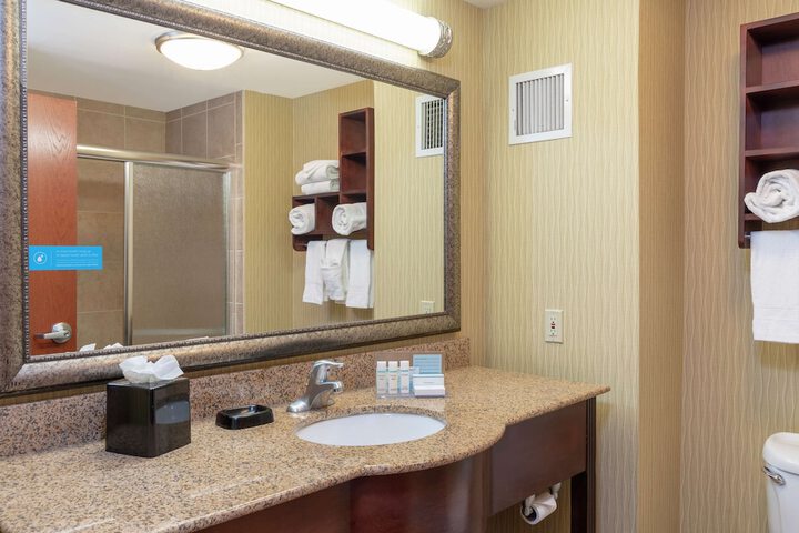 Room 18 of 42