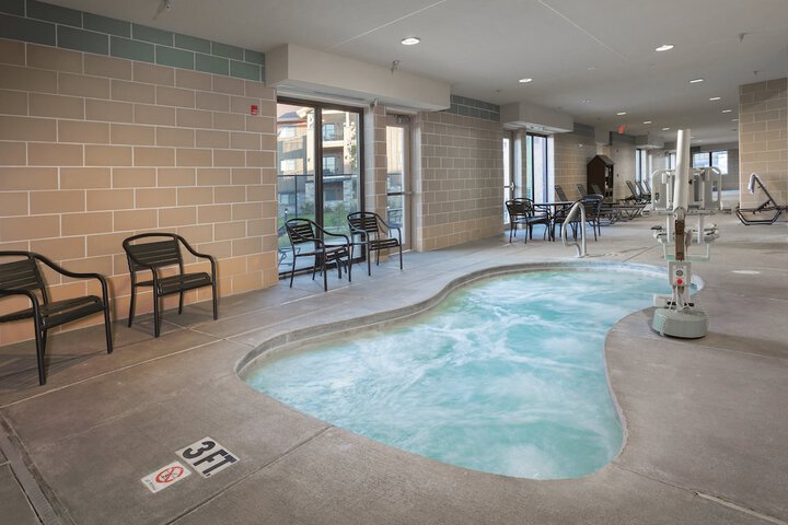 Pool 20 of 50