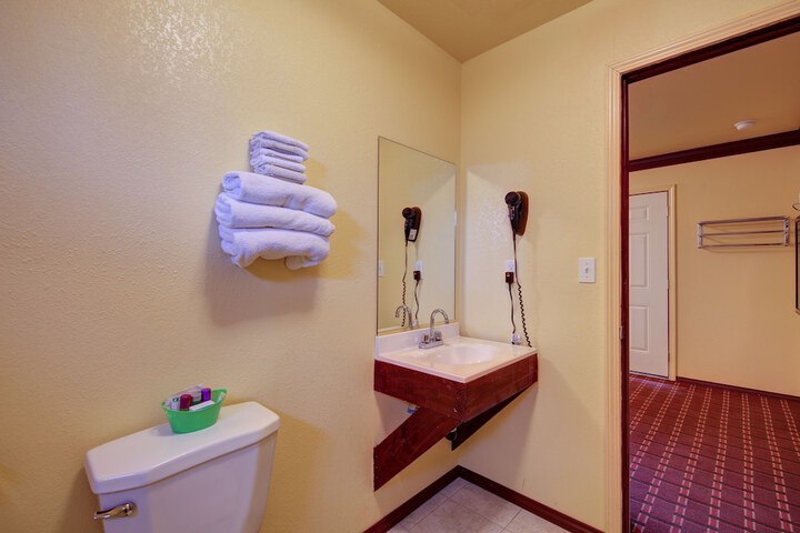 Room 29 of 43