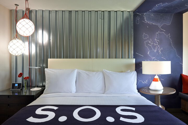 Room 22 of 49