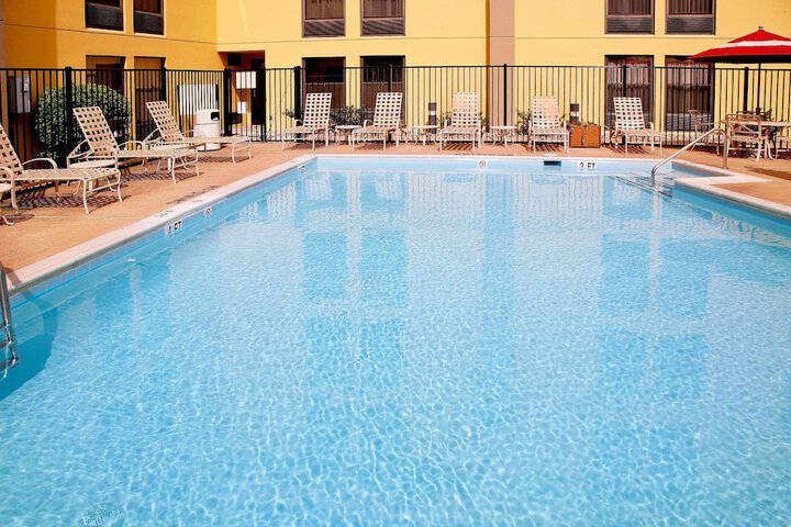 Pool 4 of 26