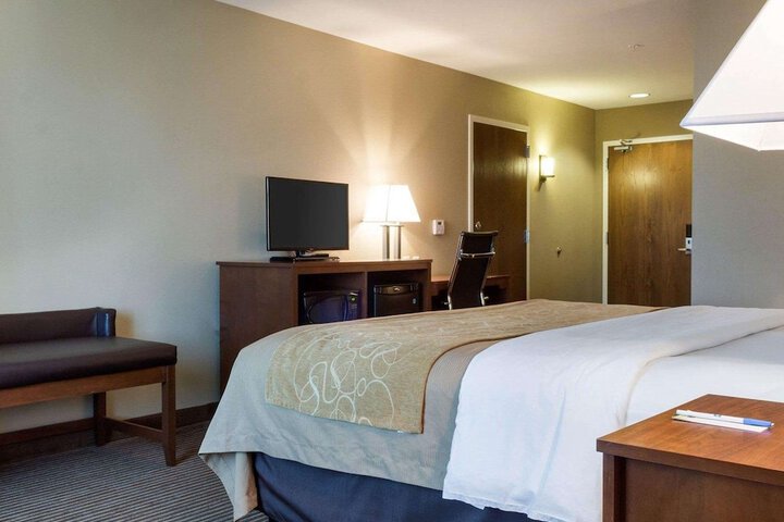 Comfort Inn & Suites Watford City