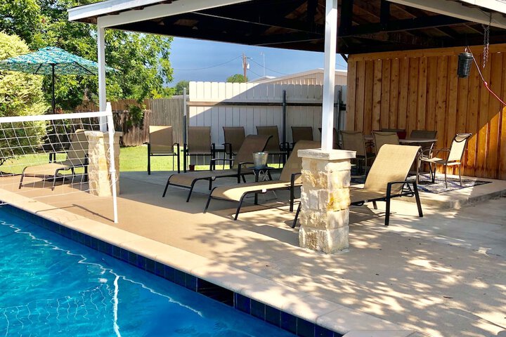 Pool 6 of 26