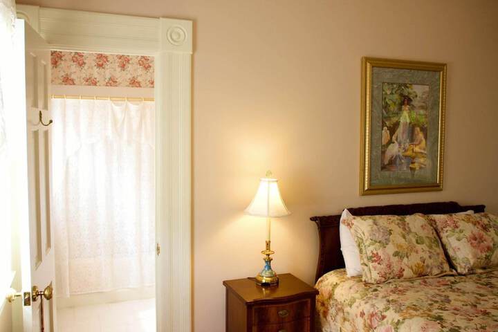 Room 43 of 50