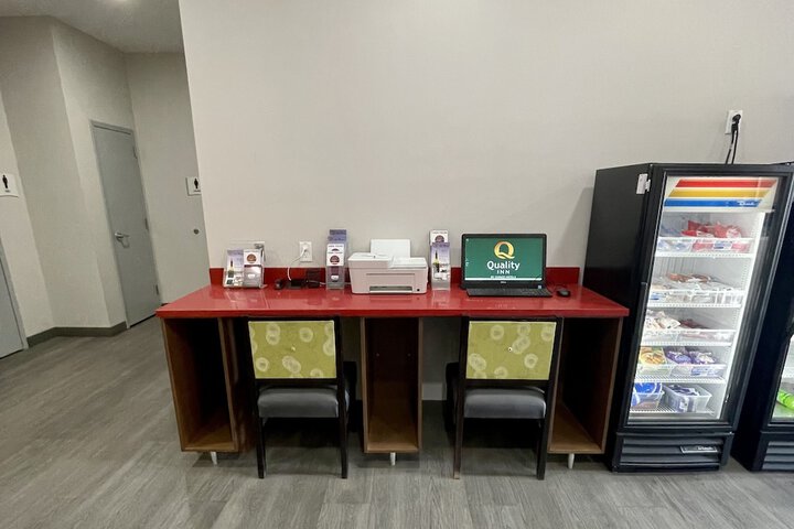 Business Center 45 of 45