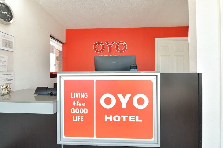 OYO Hotel Valdosta GA I-75