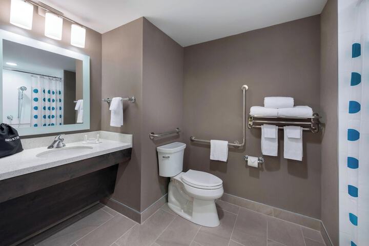 Room 15 of 20