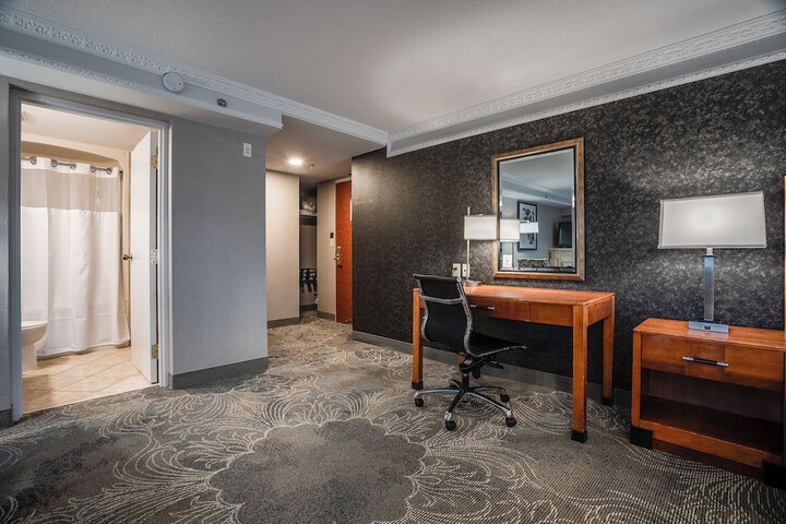 Room 54 of 84